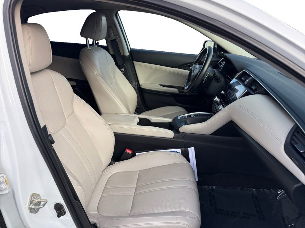 2021 Honda Insight Touring