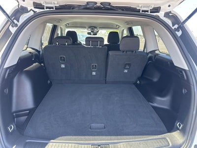 2024 Jeep Grand Cherokee Laredo 4x2