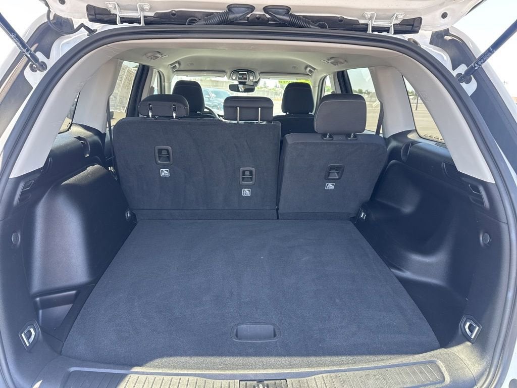 2024 Jeep Grand Cherokee Laredo 4x2