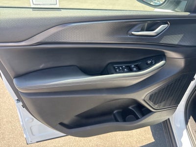 2024 Jeep Grand Cherokee Laredo 4x2