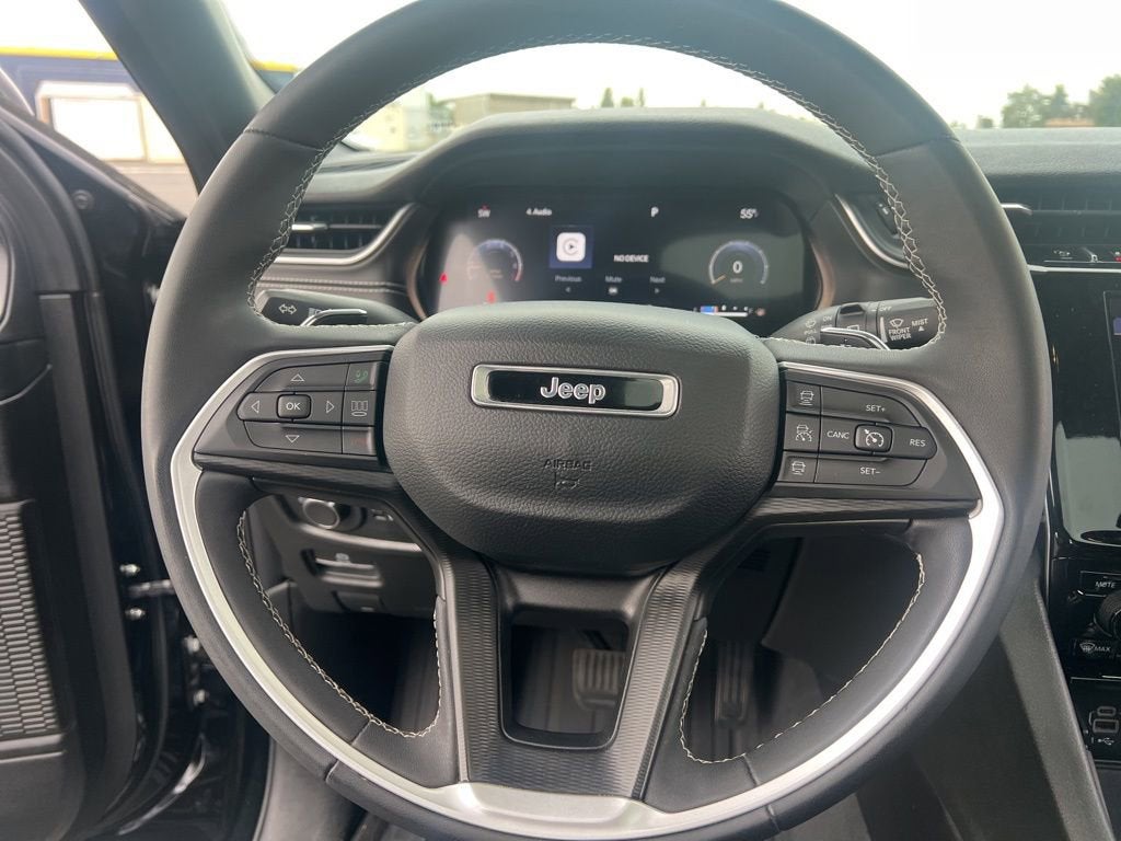 2023 Jeep Grand Cherokee L Altitude