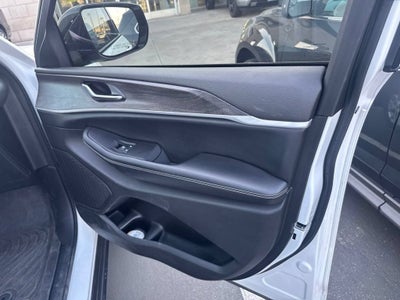 2023 Jeep Grand Cherokee L Limited 4x2