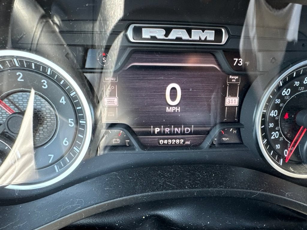 2023 RAM 1500 Big Horn Crew Cab 4x4 5'7" Box