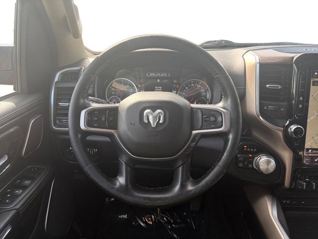 2019 RAM 1500 Laramie Crew Cab 4x4 5'7" Box
