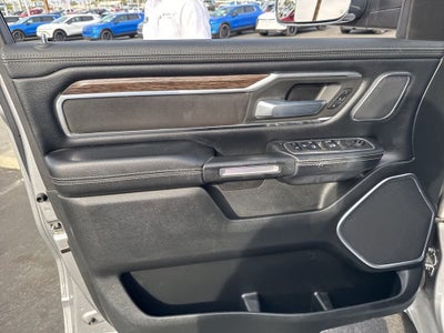 2019 RAM 1500 Laramie Crew Cab 4x4 5'7" Box