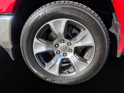 2021 RAM 1500 Laramie Crew Cab 4x4 5'7" Box