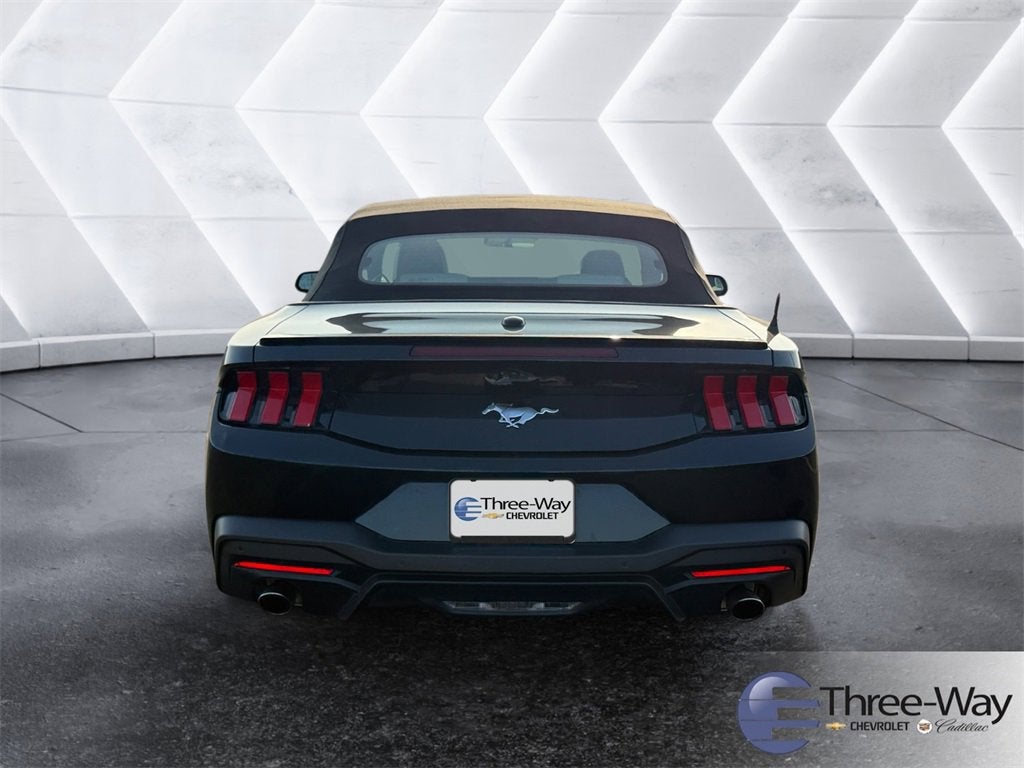 2024 Ford Mustang EcoBoost
