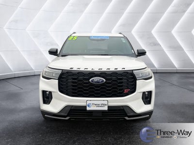 2025 Ford Explorer ST