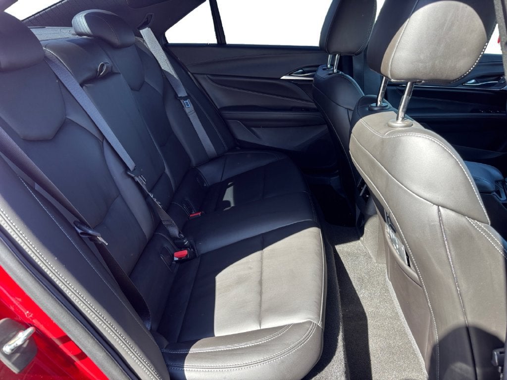 2022 Cadillac CT4 Luxury