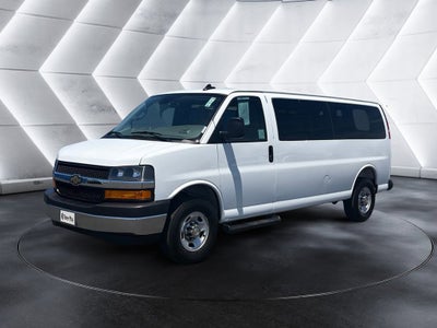 2025 Chevrolet Express Passenger 1LT