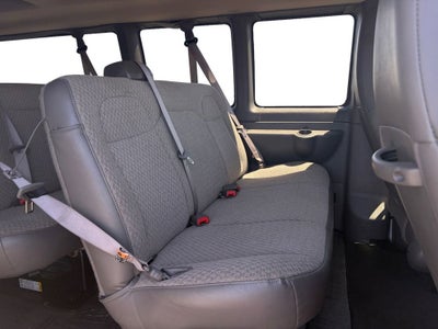 2025 Chevrolet Express Passenger 1LT