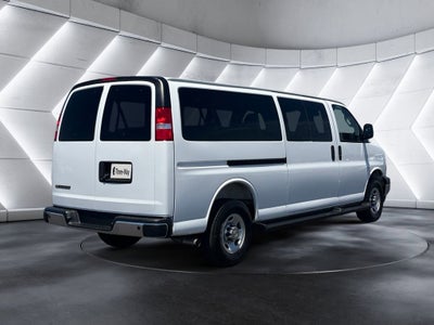 2025 Chevrolet Express Passenger 1LT