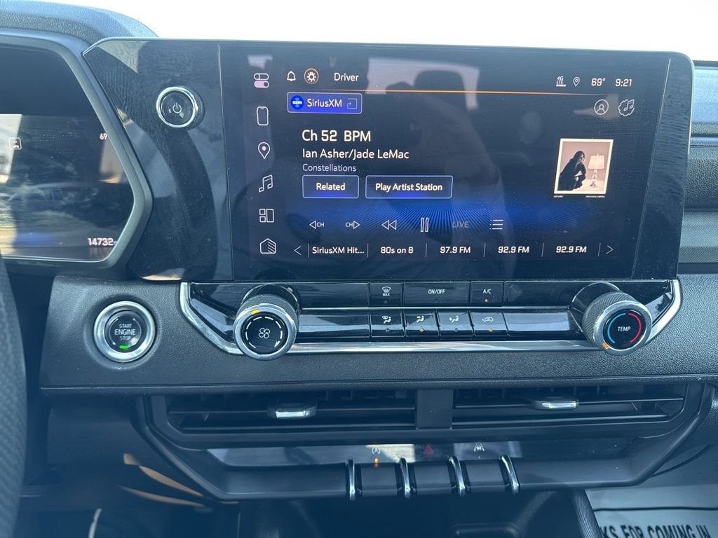 2024 Chevrolet Colorado WT