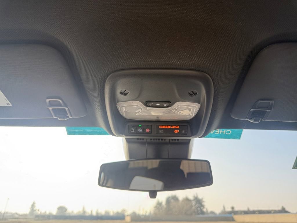 2025 Chevrolet Colorado WT/LT