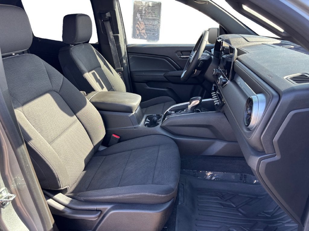 2023 Chevrolet Colorado 4WD LT