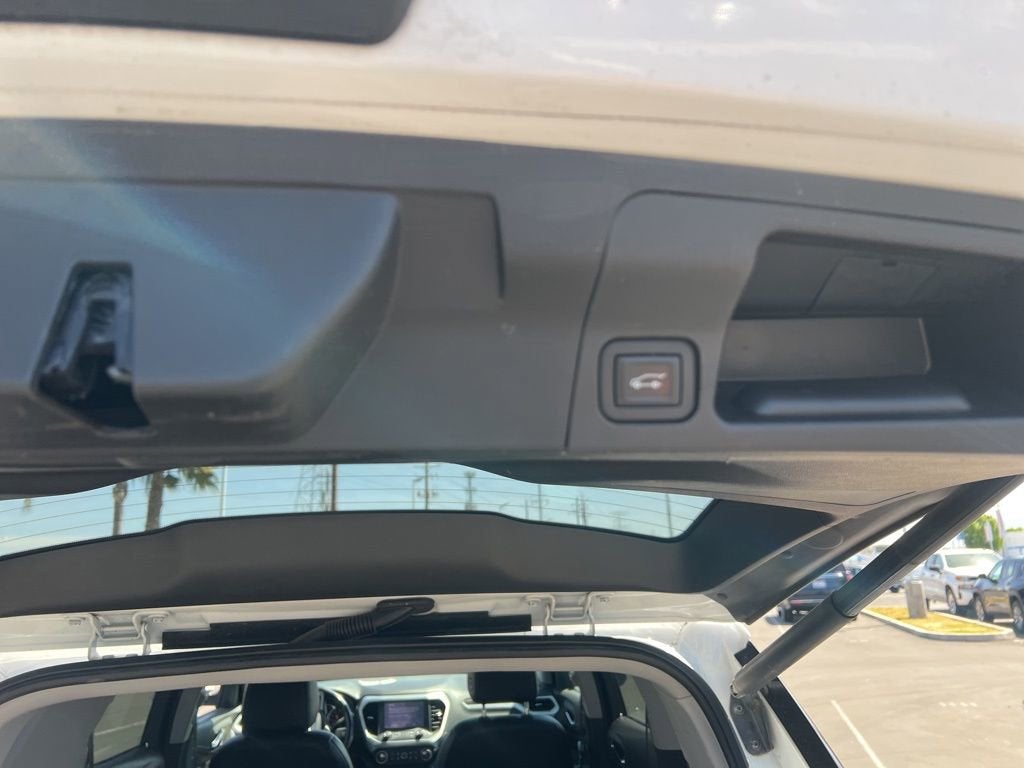 2020 GMC Acadia SLT