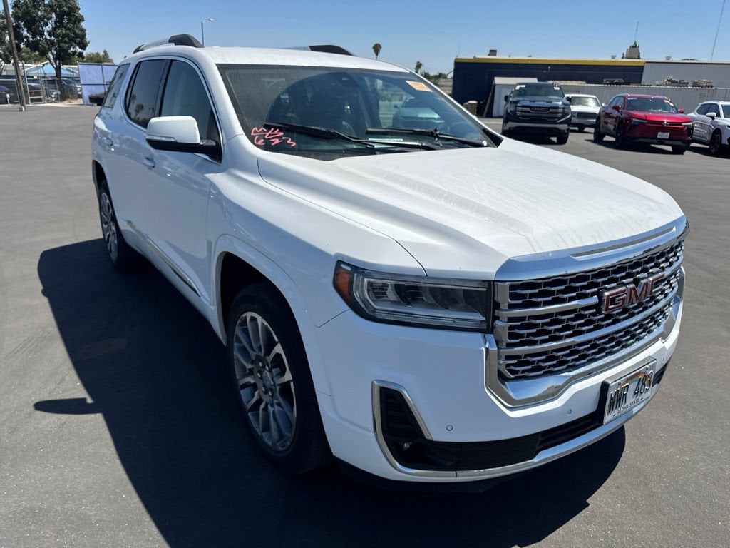 2023 GMC Acadia Denali