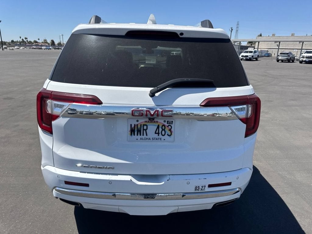 2023 GMC Acadia Denali