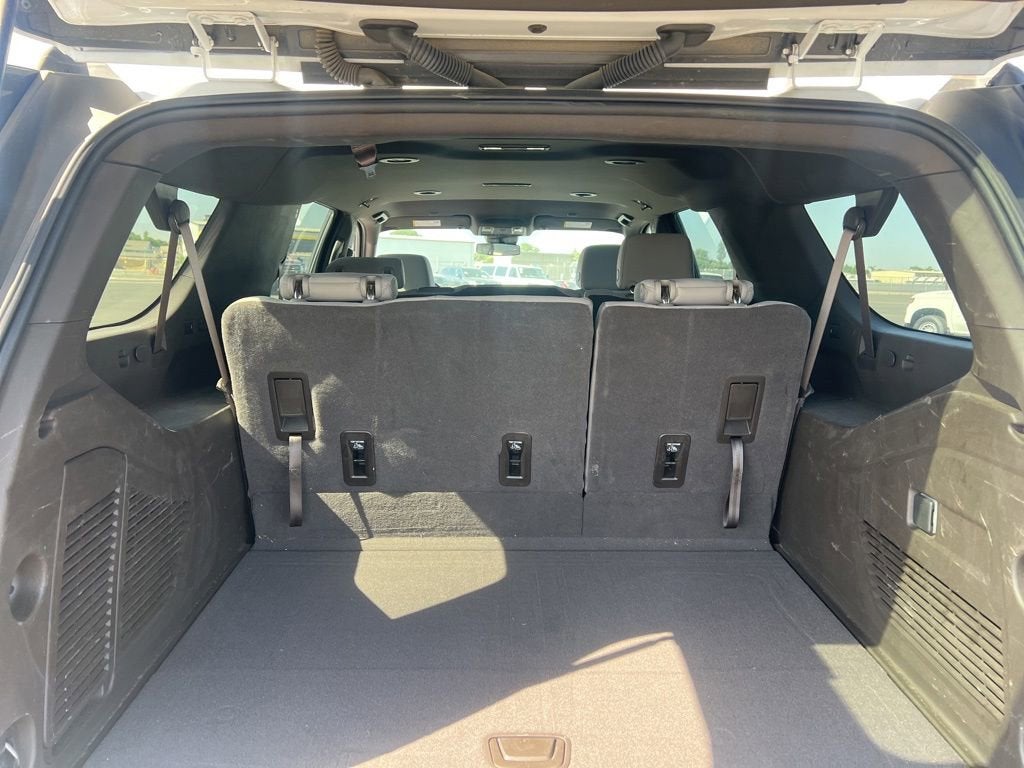 2024 GMC Yukon XL SLE