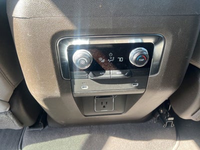 2024 GMC Yukon XL SLE