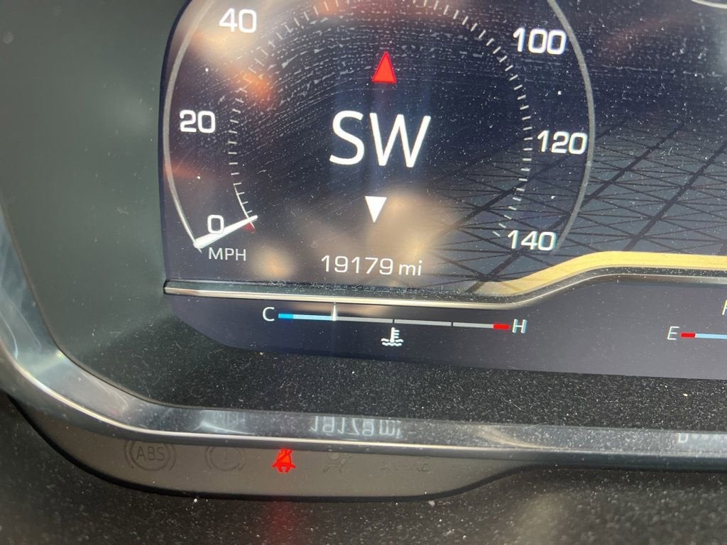 2024 GMC Yukon XL SLE