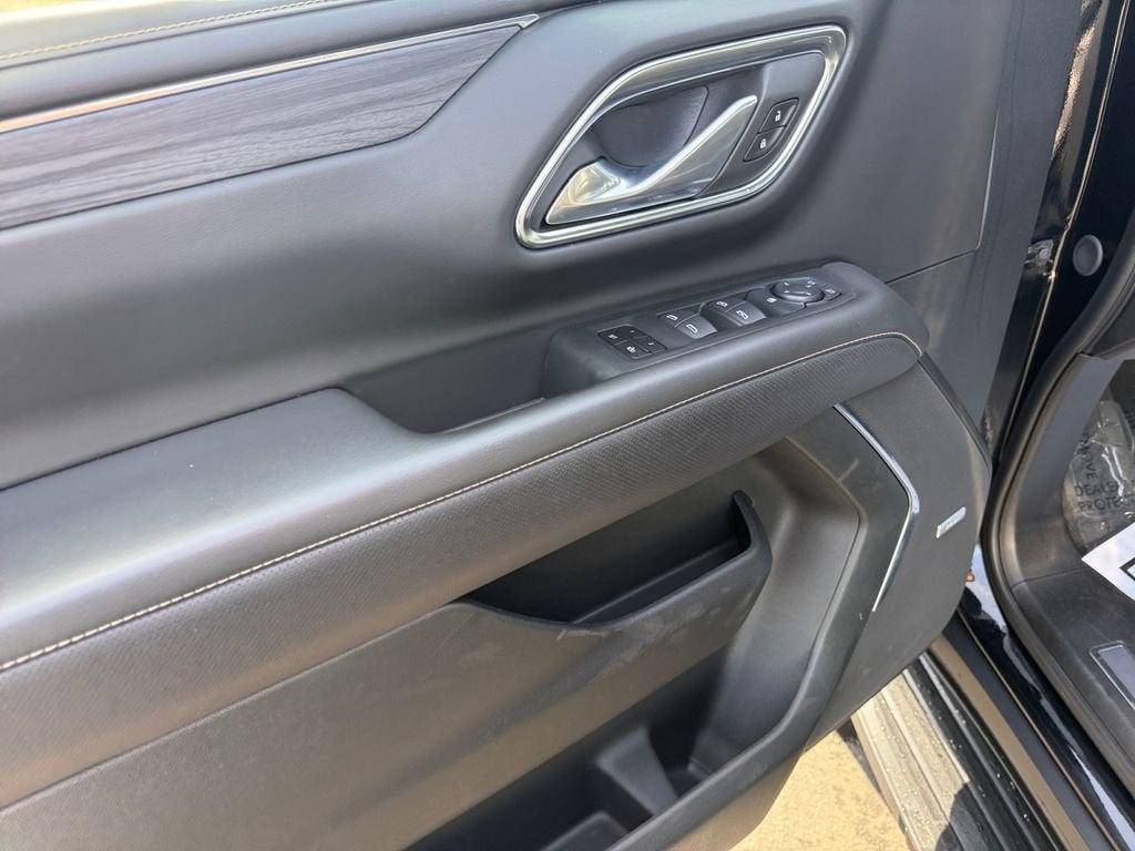 2024 GMC Yukon XL SLT