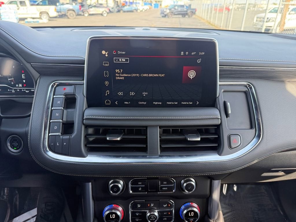 2024 GMC Yukon XL SLT