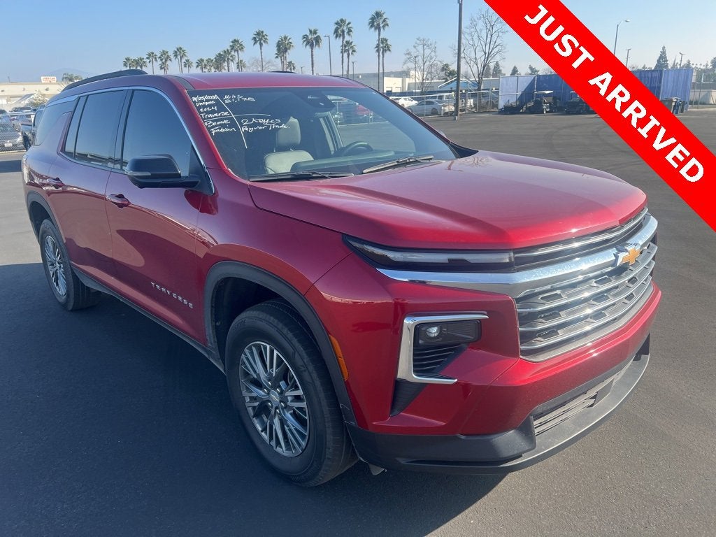 2024 Chevrolet Traverse LT