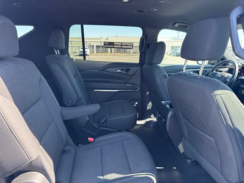 2024 Chevrolet Traverse LT