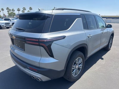 2024 Chevrolet Traverse LT