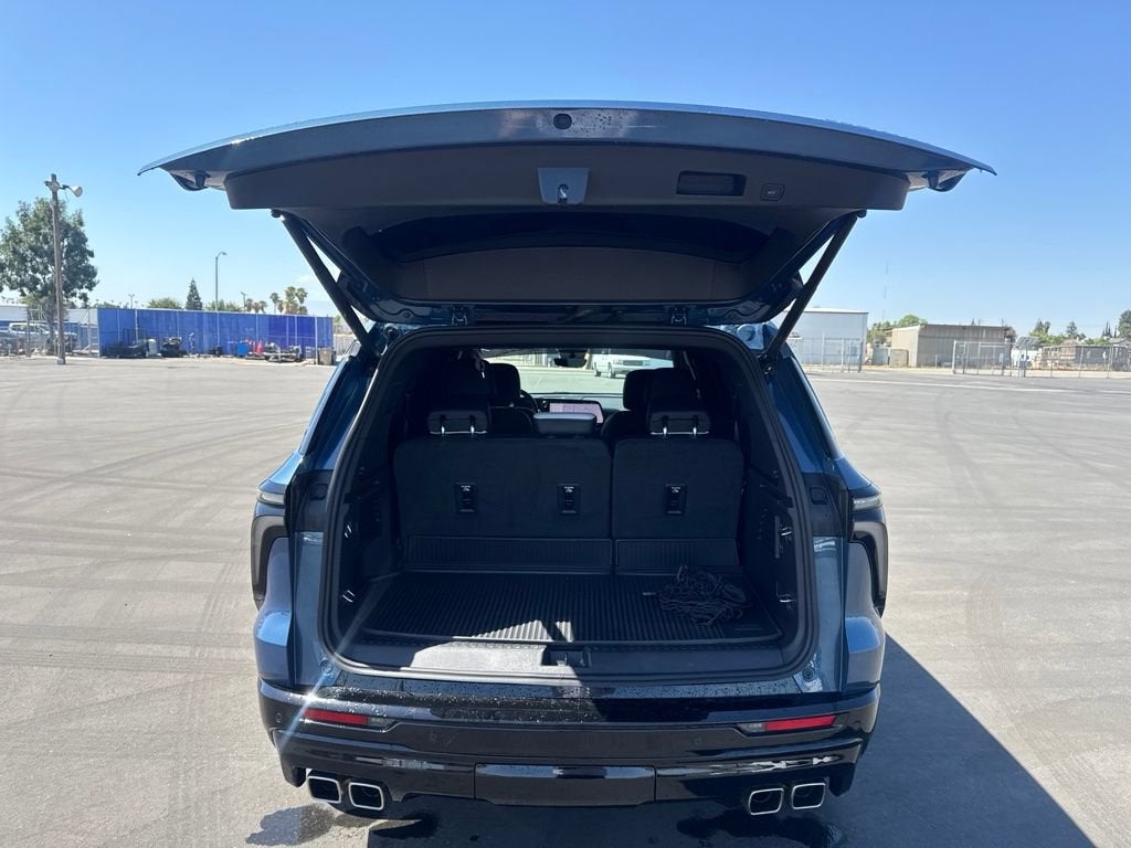 2025 Chevrolet Traverse High Country