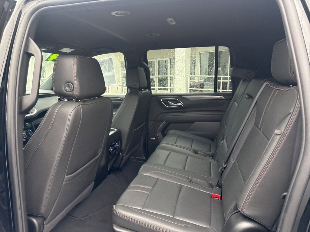 2024 Chevrolet Suburban RST