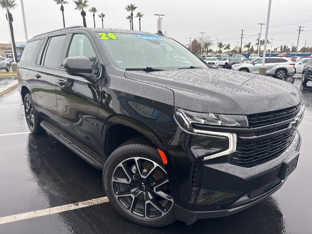 2024 Chevrolet Suburban RST