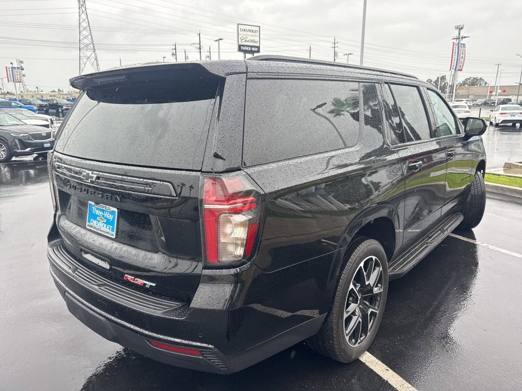 2024 Chevrolet Suburban RST