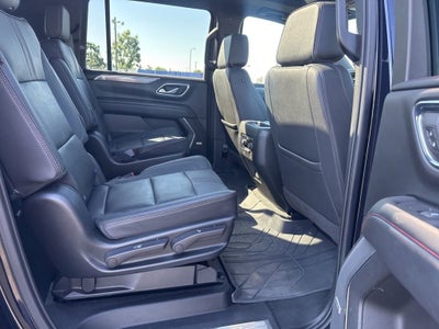 2023 Chevrolet Suburban RST