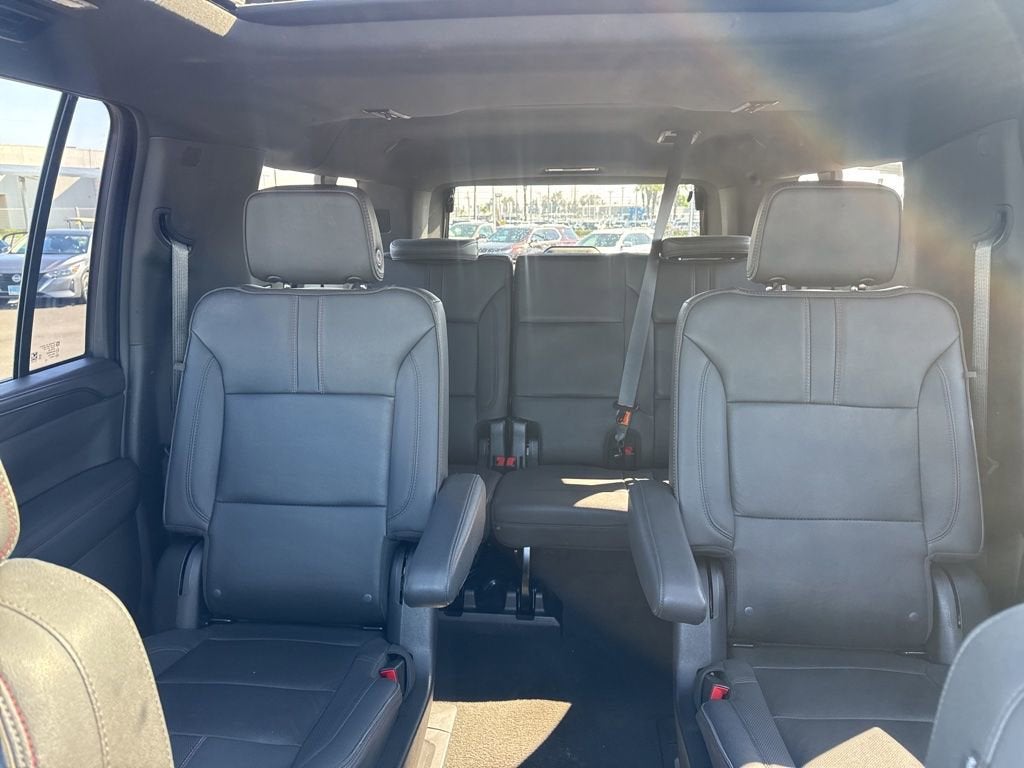 2023 Chevrolet Suburban RST