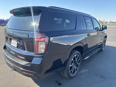 2023 Chevrolet Suburban RST