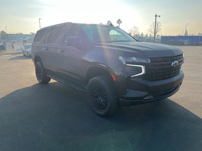 2023 Chevrolet Suburban RST