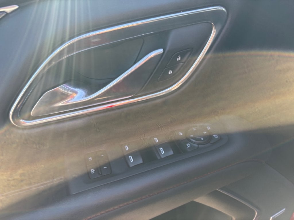 2023 Chevrolet Suburban RST