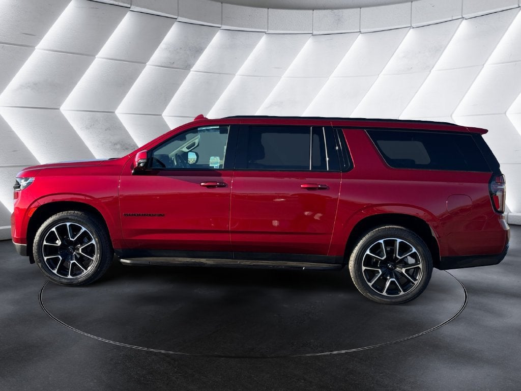 2023 Chevrolet Suburban RST