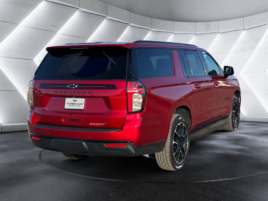 2023 Chevrolet Suburban RST