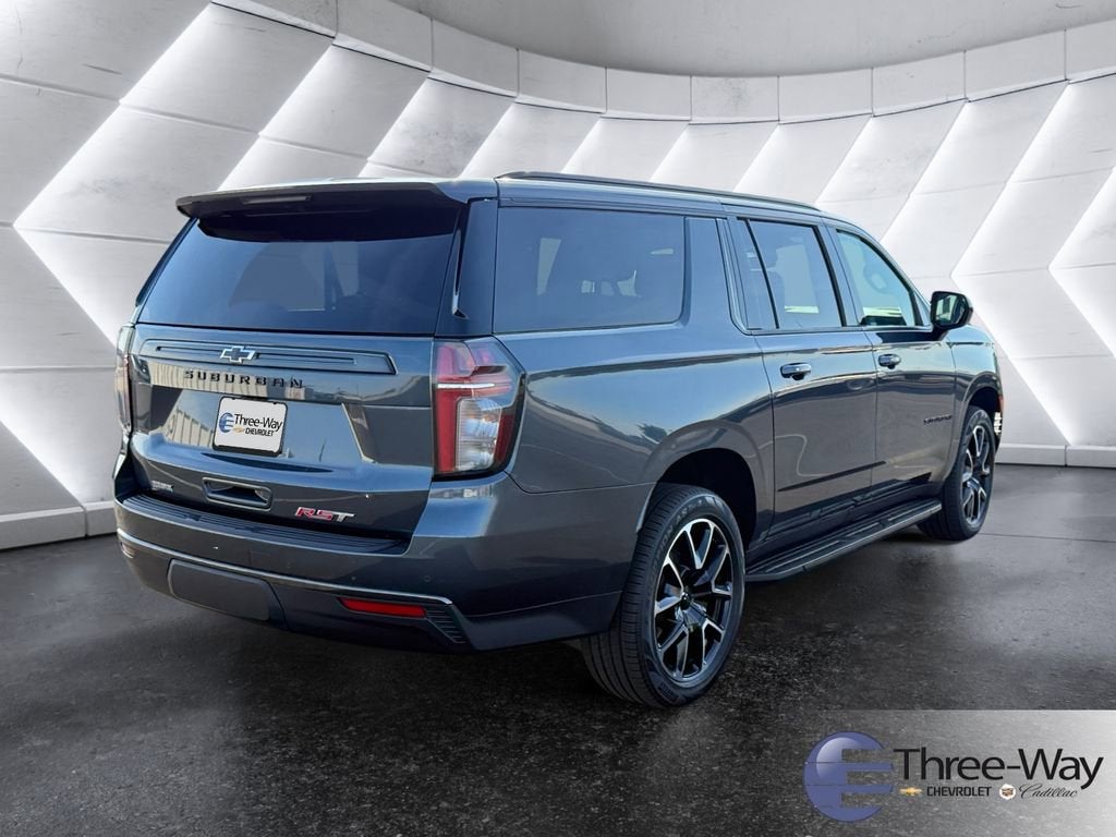 2021 Chevrolet Suburban RST