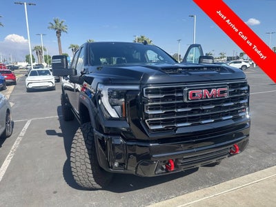 2025 GMC Sierra 2500 HD AT4