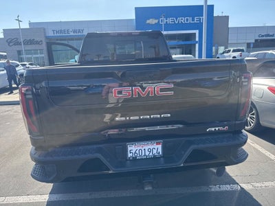 2025 GMC Sierra 2500 HD AT4