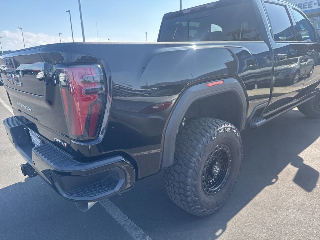 2025 GMC Sierra 2500 HD AT4