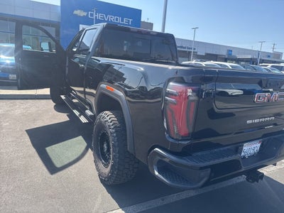 2025 GMC Sierra 2500 HD AT4