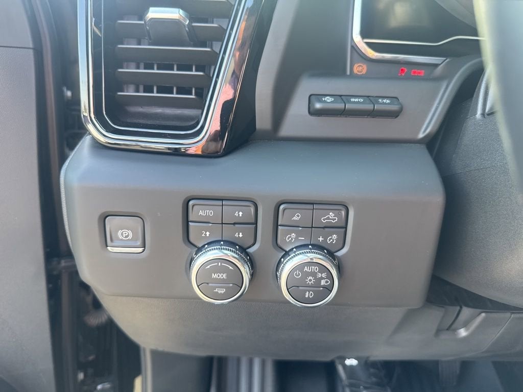 2025 GMC Sierra 2500 HD AT4