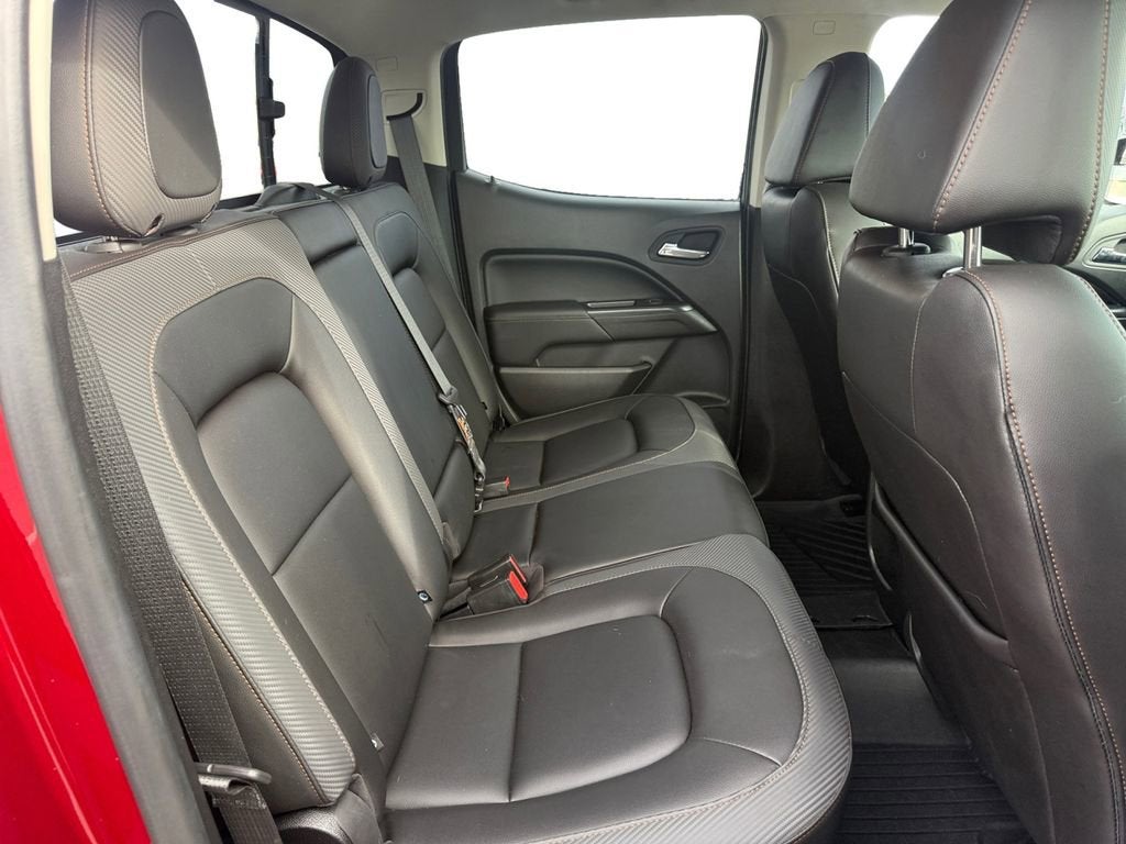 2021 GMC Canyon 4WD AT4 w/Leather