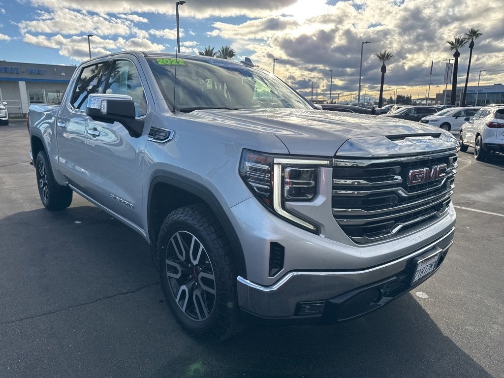 2022 GMC Sierra 1500 SLT