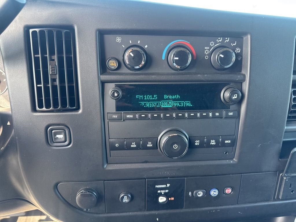 2023 GMC Savana Cargo 2500 Work Van